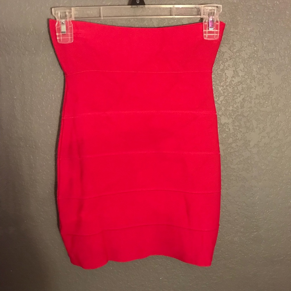 Pink pencil skirt